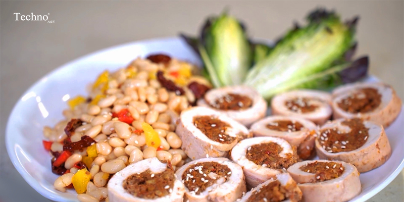 تهیه رولت مرغ رژیمی به روش سامان گلریز