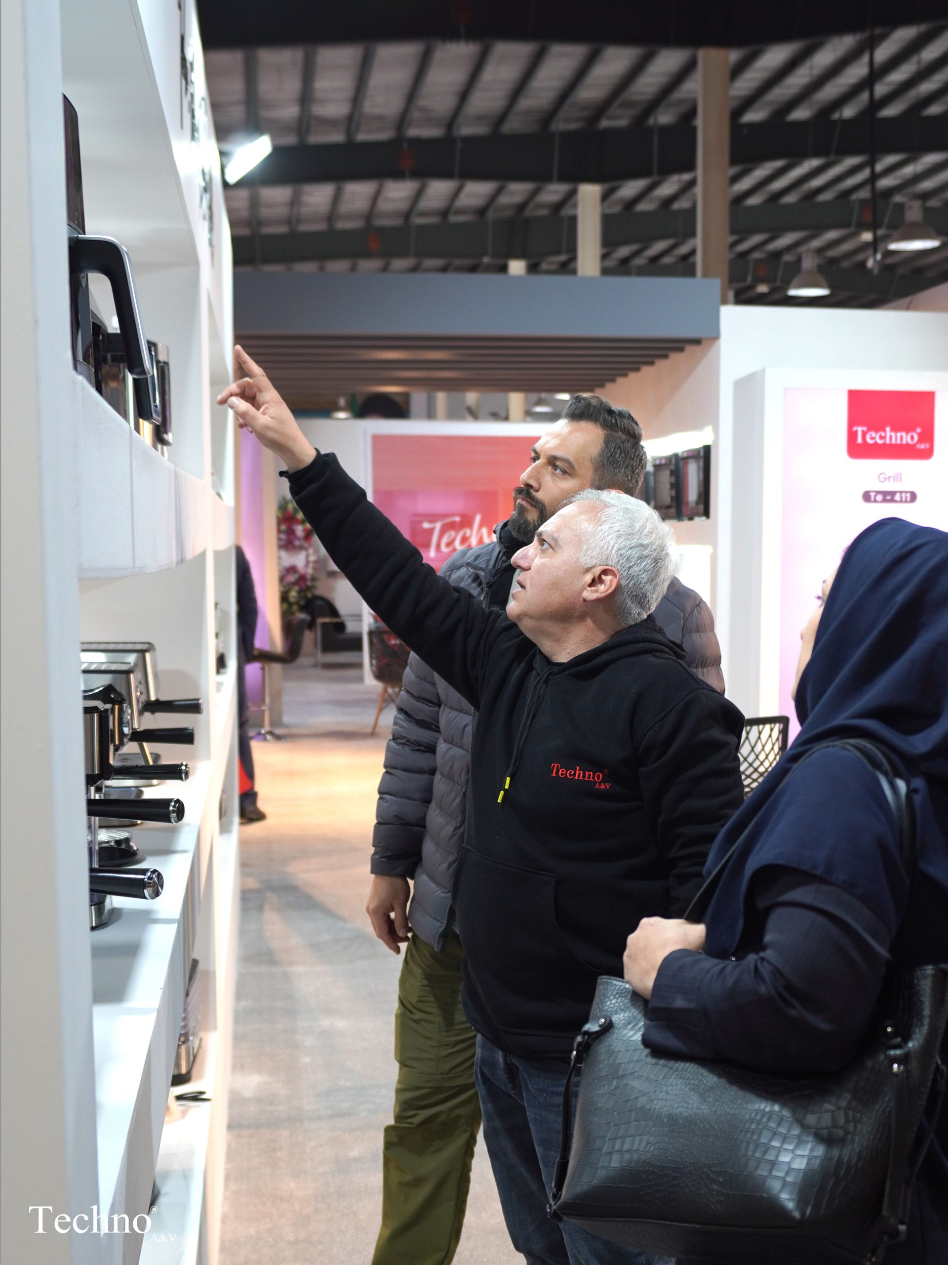 تنوع محصولات تکنو ای وی در نمایشگاه لوازم خانگی رشت؛ پاسخگویی به تمام نیازهای خانواده